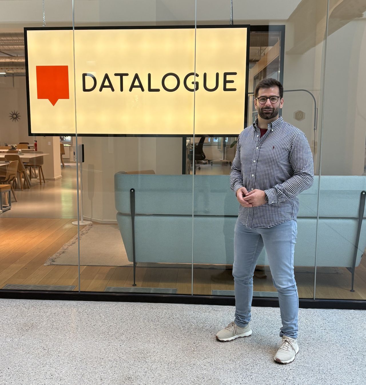 Reebal at the Datalogue pantry on his first day